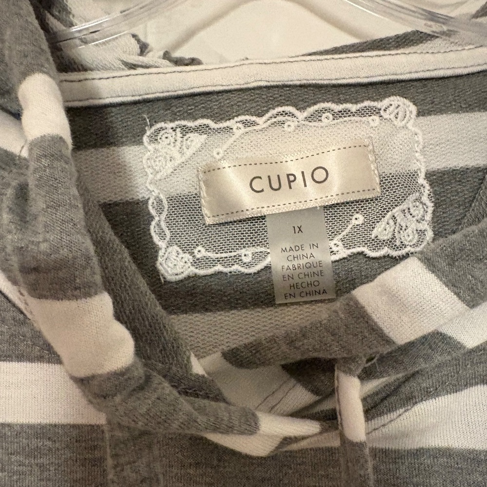 Cupio Size 1X 3/4 Sleeve Cotton Hooded Shirt - Picture 2 of 4